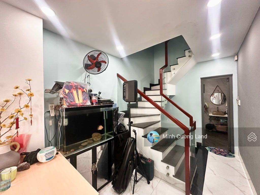 Chỉ 4.5 tỷ tl, bán nhà đẹp siêu phẩm 4 tầng nguyễn thượng hiền p5 phú nhuận, 4.6x9m, sát mt