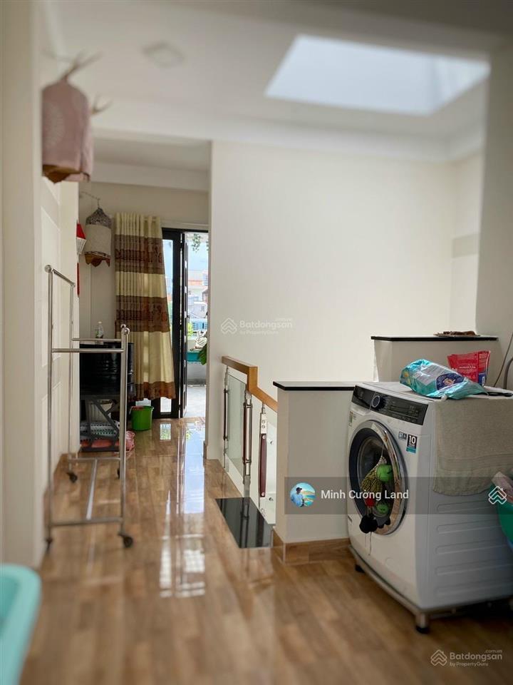 Chỉ 9tỷ tl, siêu phẩm huỳnh văn bánh phú nhuận, hxh, 56m2 nở hậu, 4 tầng st 4pn, giáp lê văn sỹ q3