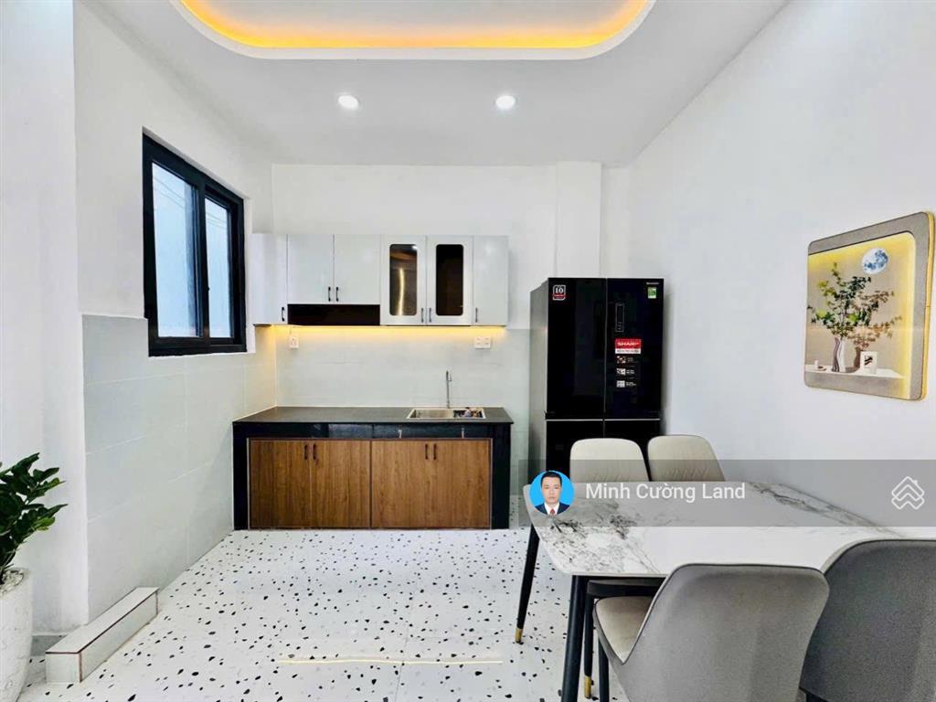 Bán nhà đẹp ngay phố ẩm thực phan xích long, phú nhuận, 37m2, 2 tầng 3pn, hẻm 5m sát mặt tiền