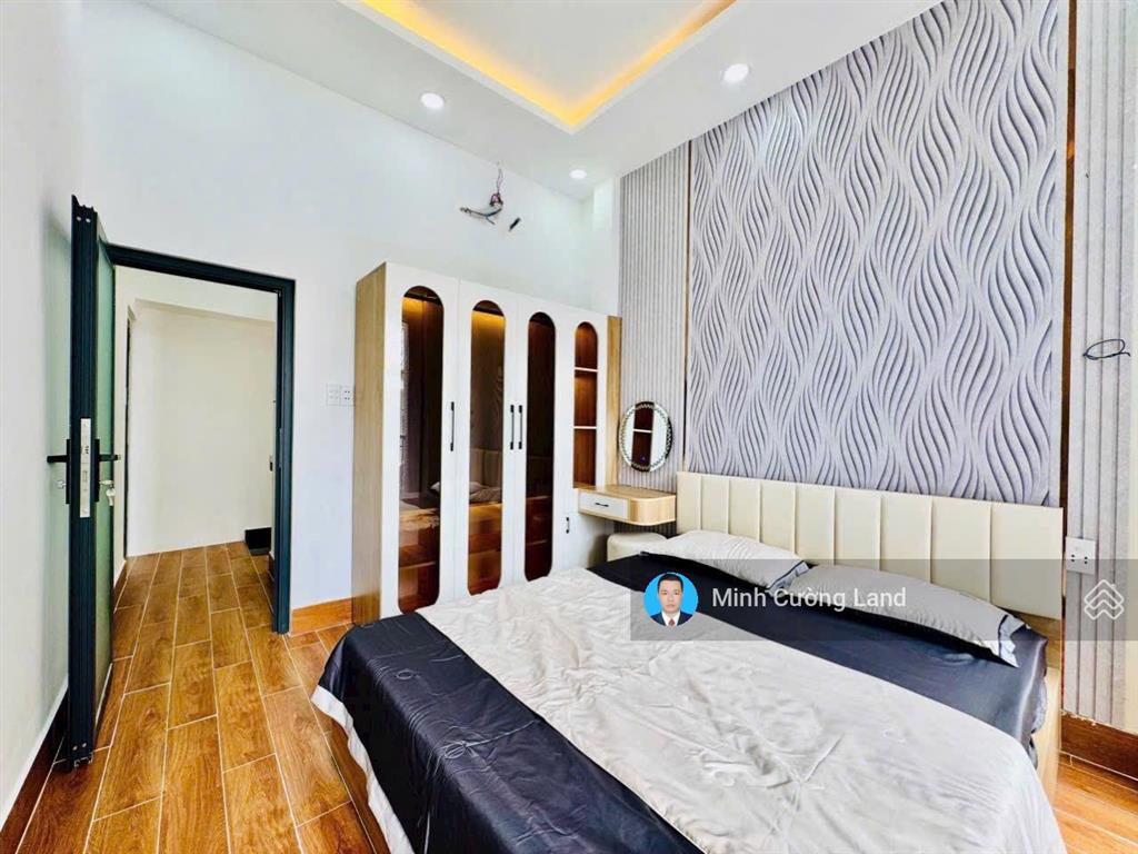 Bán nhà đẹp ngay phố ẩm thực phan xích long, phú nhuận, 37m2, 2 tầng 3pn, hẻm 5m sát mặt tiền