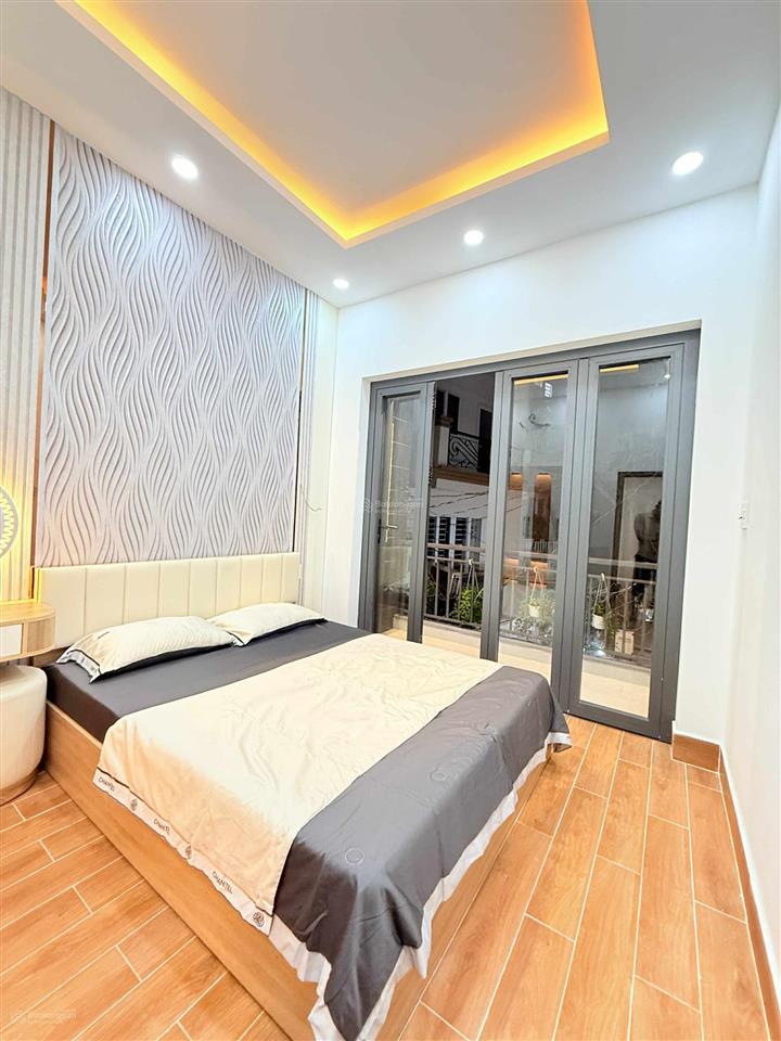 Bán nhà đẹp ngay phố ẩm thực phan xích long, phú nhuận, 37m2, 2 tầng 3pn, hẻm 5m sát mặt tiền