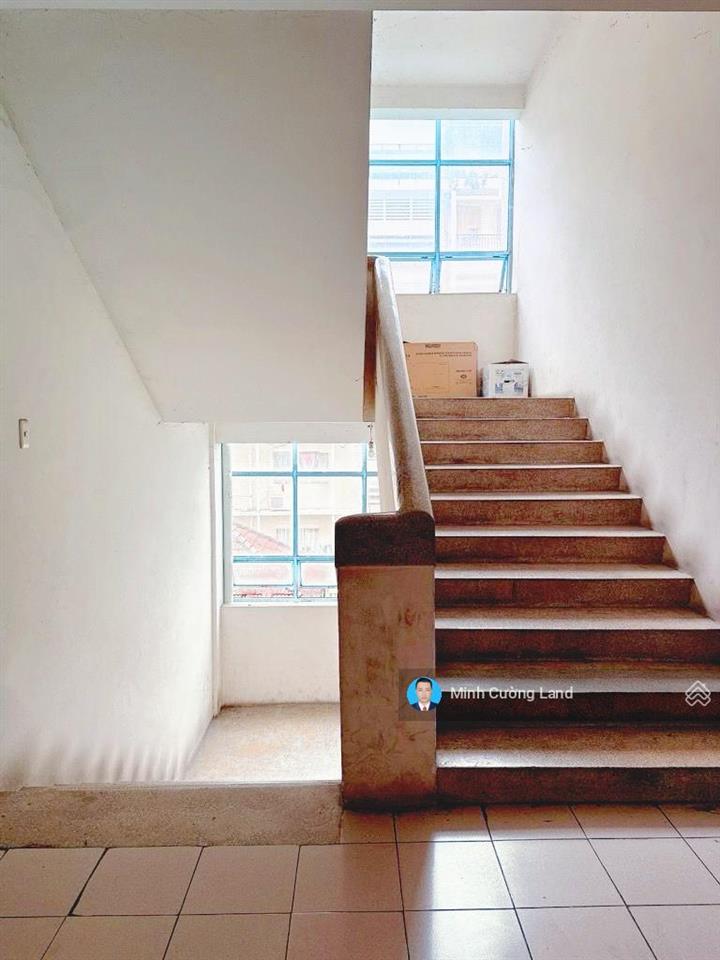 Bán căn hộ cc có sổ hồng riêng, cao thắng, quận 3, cn 46m2, lầu 3, 2pn, thang máy, chỉ 3.8tỷ tl