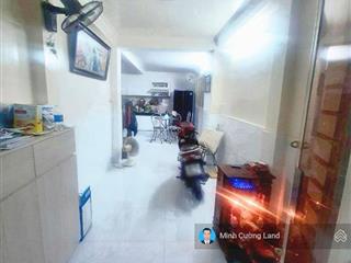 Bán nhà lạc long quân p10 tân bình, 43m2, 2 tầng btct, hẻm 5m thông, cho thuê 8.5tr/th, chỉ 4.2tỷtl