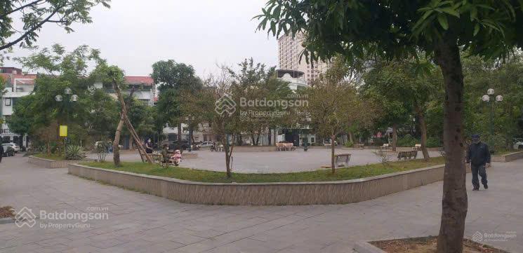 Bán biệt thự khu nhà ở quốc hội  phùng khoang. dt 206m2 x 3,5t. giá 68 tỷ.  0964 769 ***