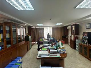 Chính chủ bán toà nhà gần kđt trung yên. dt 99m x 8 tầng. mt 7,2m. có hầm. giá 51tỷ.  0964 769 ***