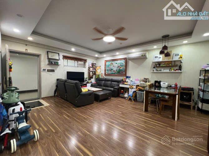 Bán biệt thự khu đô thị mễ trì thượng. dt 130m2 x 4 tầng, mt 7m. sđcc. giá 38 tỷ.  0964 769 ***