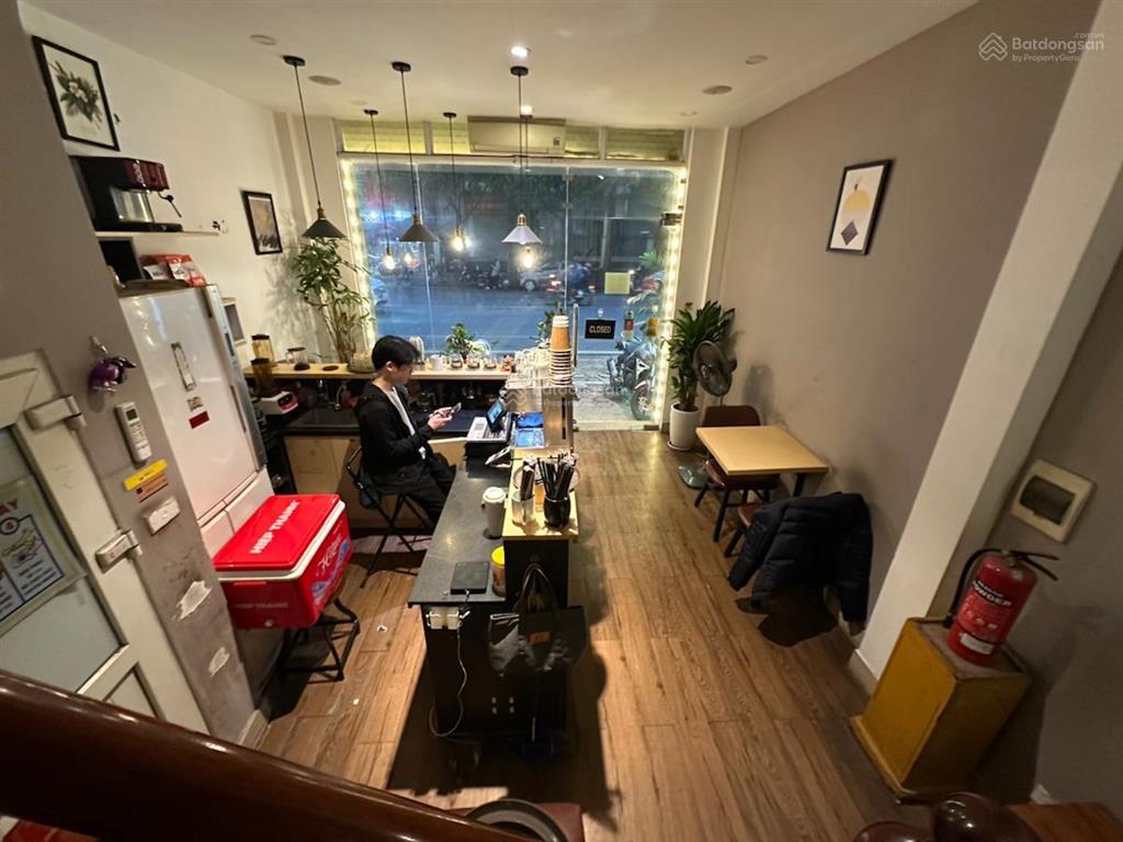 Bán nhà mặt phố trần quốc hoàn, phạm tuấn tài, ô tô tránh, vỉa hè 6m, kd, dòng tiền 35tr/tháng.