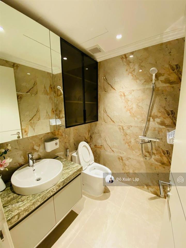 Bán nhà ngõ 193 trung kính, lô góc, ô tô tránh, vỉa hè, kinh doanh đỉnh. dt 70m2, giá 31 tỷ