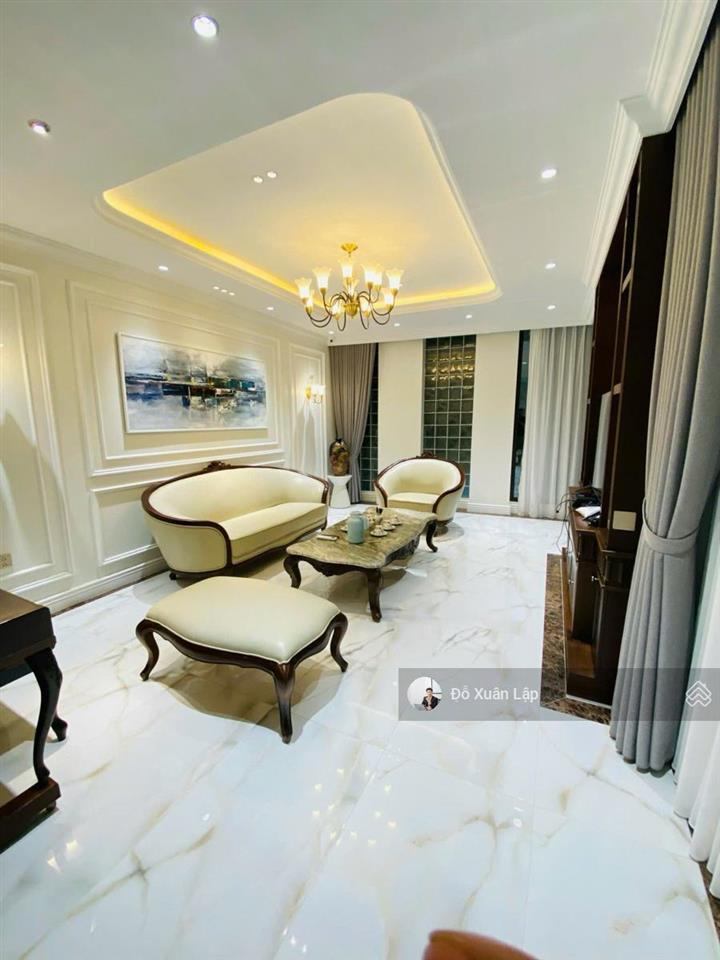 Bán nhà ngõ 193 trung kính, lô góc, ô tô tránh, vỉa hè, kinh doanh đỉnh. dt 70m2, giá 31 tỷ