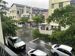Bán căn góc đầu dẫy tại trung tâm khu công nghiệp vsip
