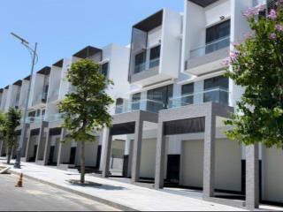 Hot phân khu para grus đang có một nền vị trí đẹp giá 17tr/m2