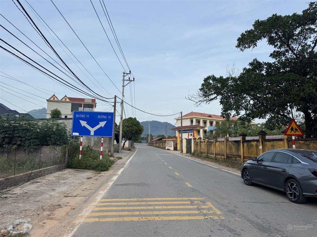 Đất đẹp 225m đối diện trường học đường nhựa 15m, thanh sơn xã kim anh hn