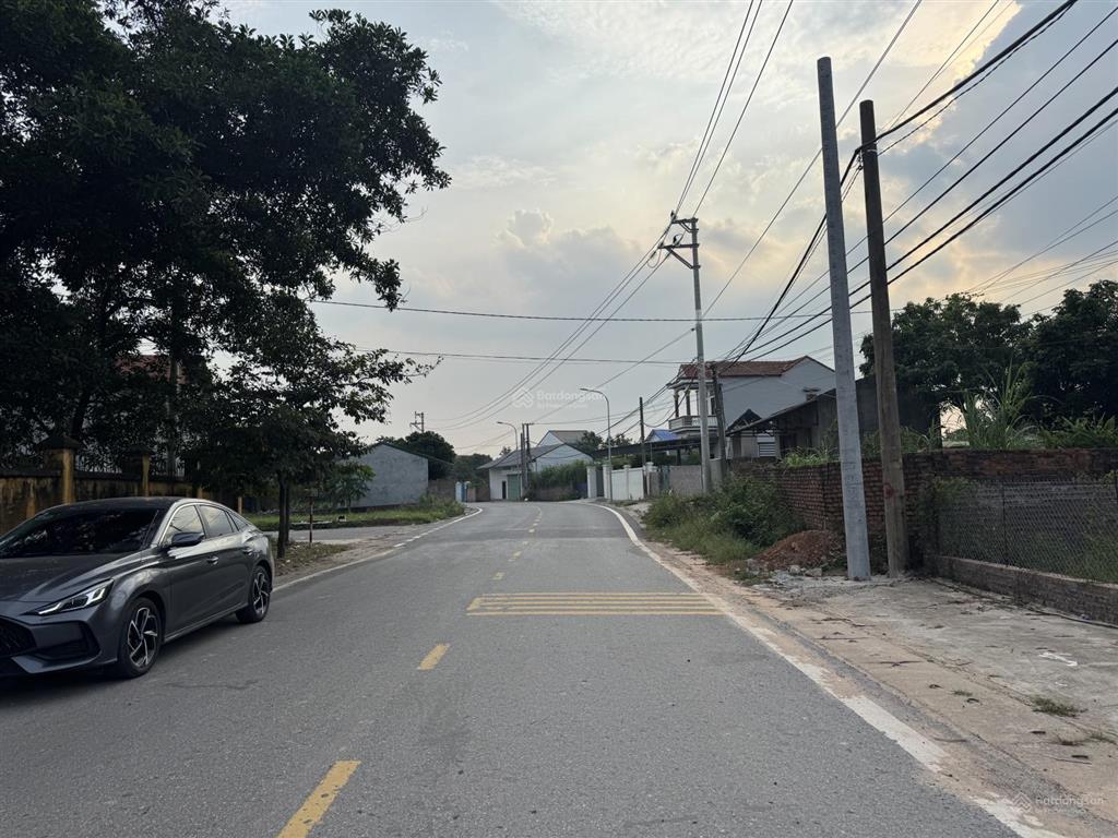 Đất đẹp 225m đối diện trường học đường nhựa 15m, thanh sơn xã kim anh hn