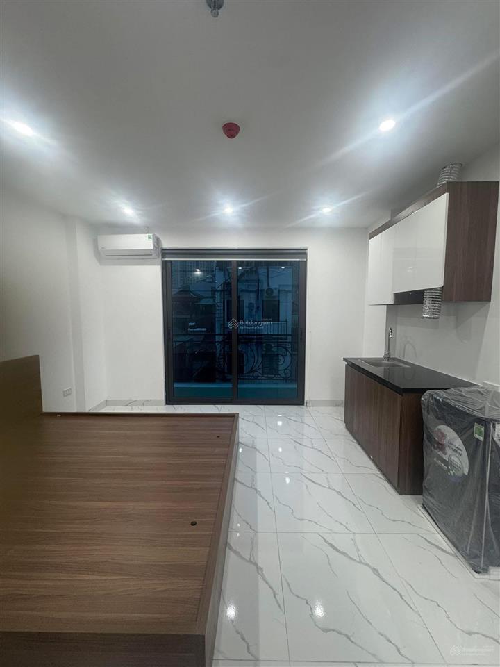Cơ hội đầu tư  sở hữu toà ccmn với dt 50m2 xây mới 6 tầng đầy đủ pccc tại đầu phố lĩnh nam