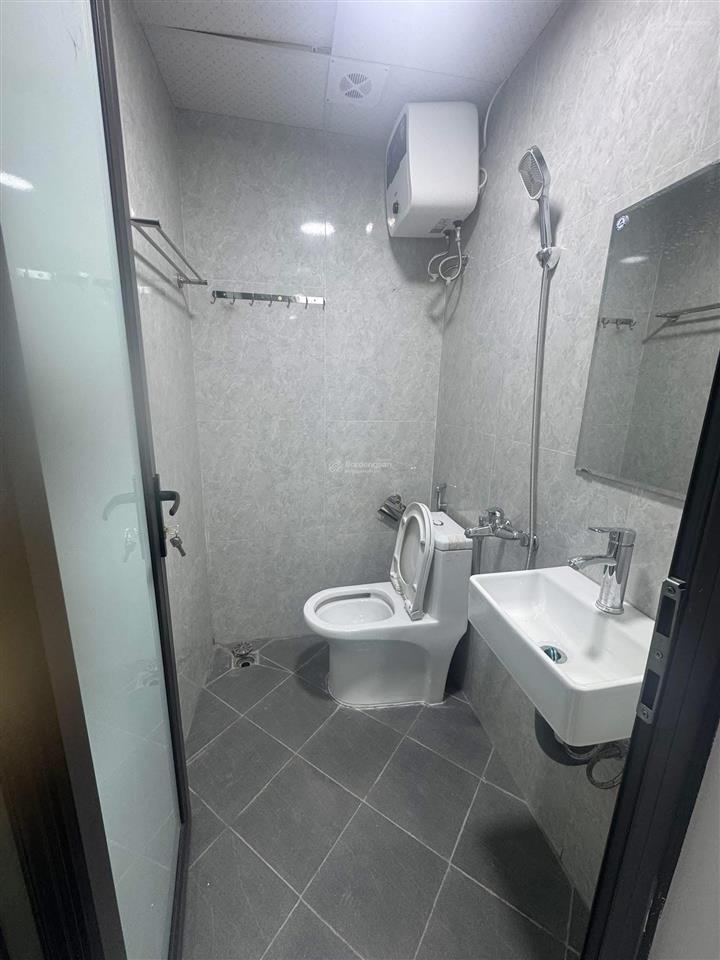 Cơ hội đầu tư  sở hữu toà ccmn với dt 50m2 xây mới 6 tầng đầy đủ pccc tại đầu phố lĩnh nam
