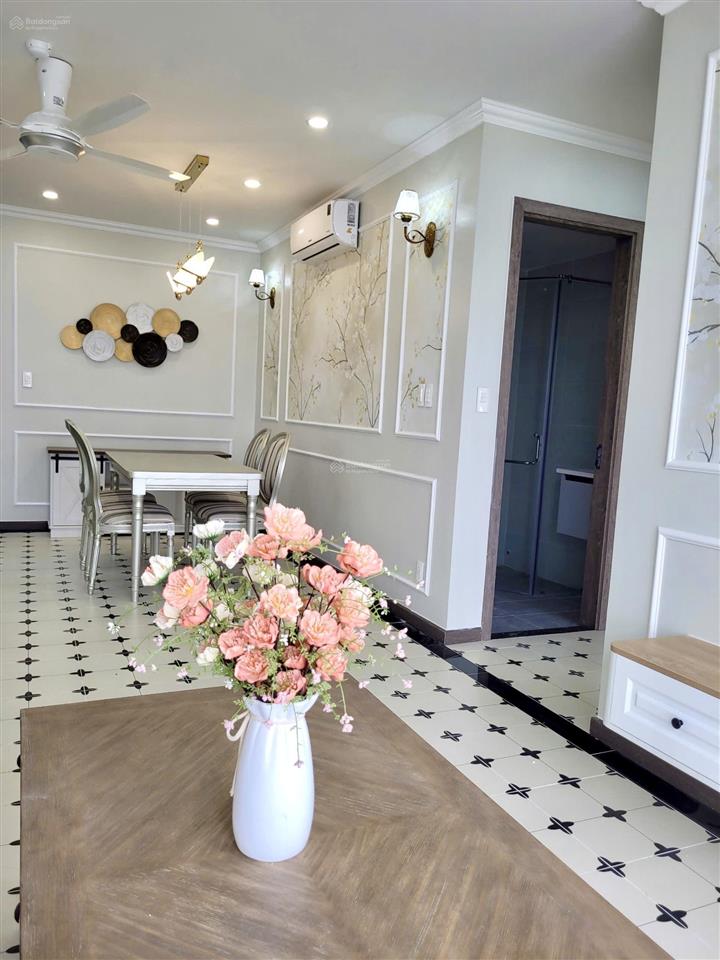 Bán căn hộ lavida plus q7 , 3pn 96m2 . full nội thất cao cấp mới 100% . giá bán  7,4 tỷ