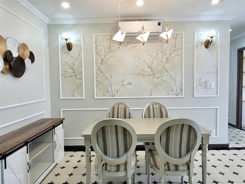 Bán căn hộ lavida plus q7 , 3pn 96m2 . full nội thất cao cấp mới 100% . giá bán  7,4 tỷ