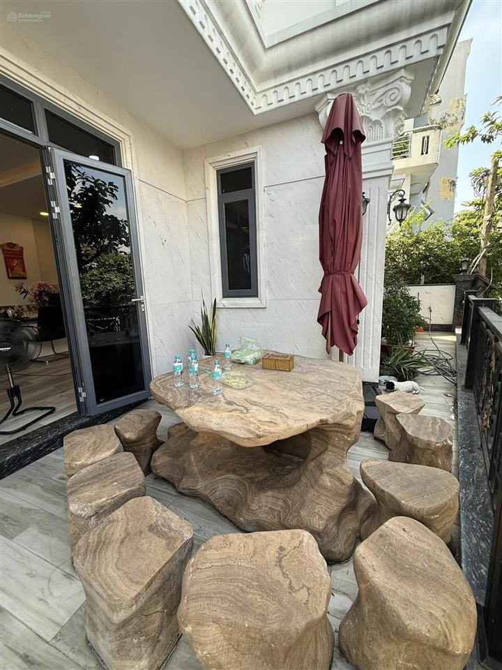 Bán biệt thự lô góc view sông 400m2 sàn kdc kim sơn q7 , mặt tiền đường 10m tân phong giá dưới 35ty