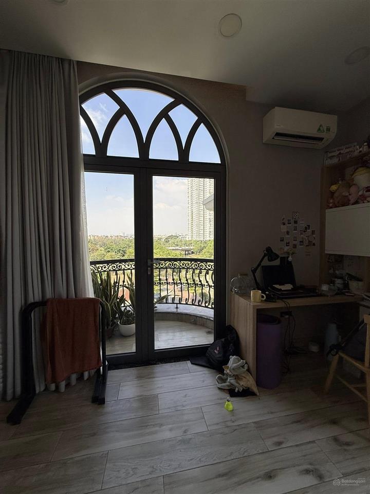 Bán biệt thự lô góc view sông 400m2 sàn kdc kim sơn q7 , mặt tiền đường 10m tân phong giá dưới 35ty