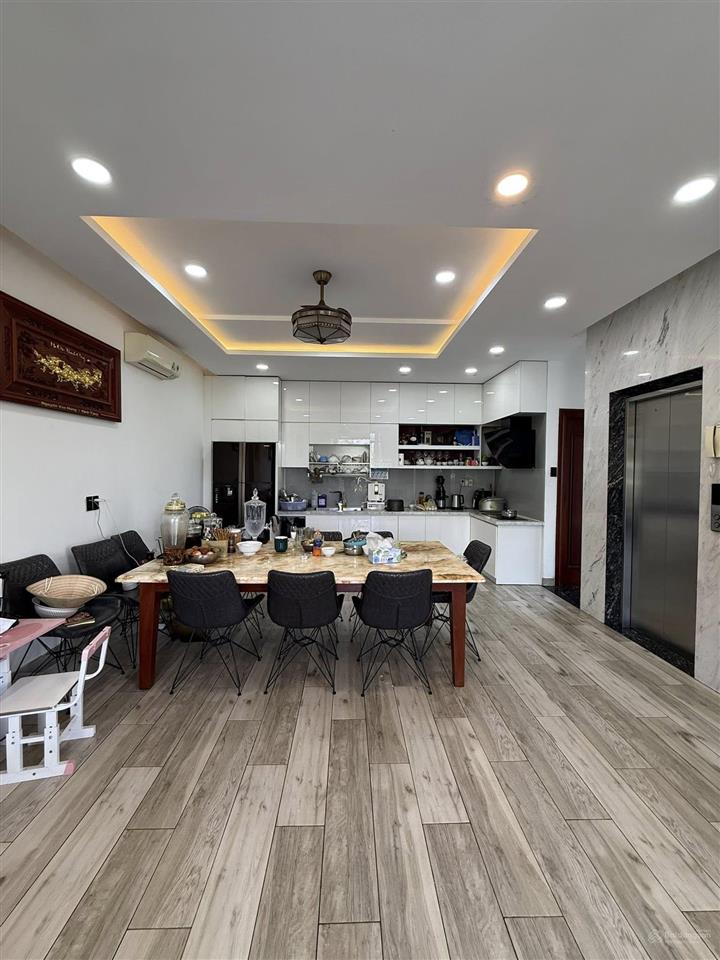 Bán biệt thự lô góc view sông 400m2 sàn kdc kim sơn q7 , mặt tiền đường 10m tân phong giá dưới 35ty