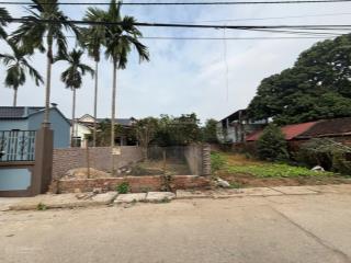 Hàng hiếm mà các nhà đầu tư đang săn lùng tại tân xã đây ạ.100m2 trục chính kinh doanh thạch thất