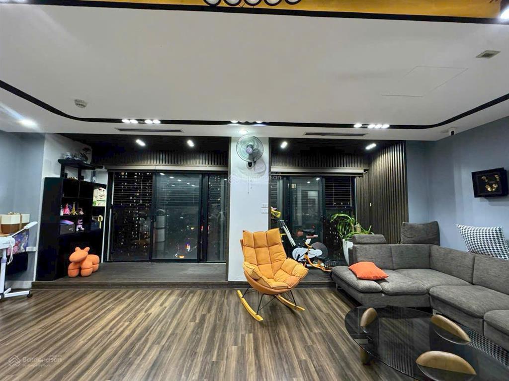 Quỹ căn chuyển nhượng imperia garden view bể bơi 80m2 2n2vs giá 7,2tỷ, 0846 463 ***