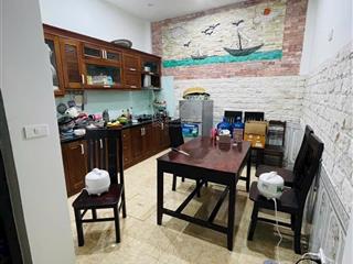 Nhà đẹp ở luôn ngõ 175 định công 41m2 x 5t, có luôn 6 ngủ 4.35 tỷ.
