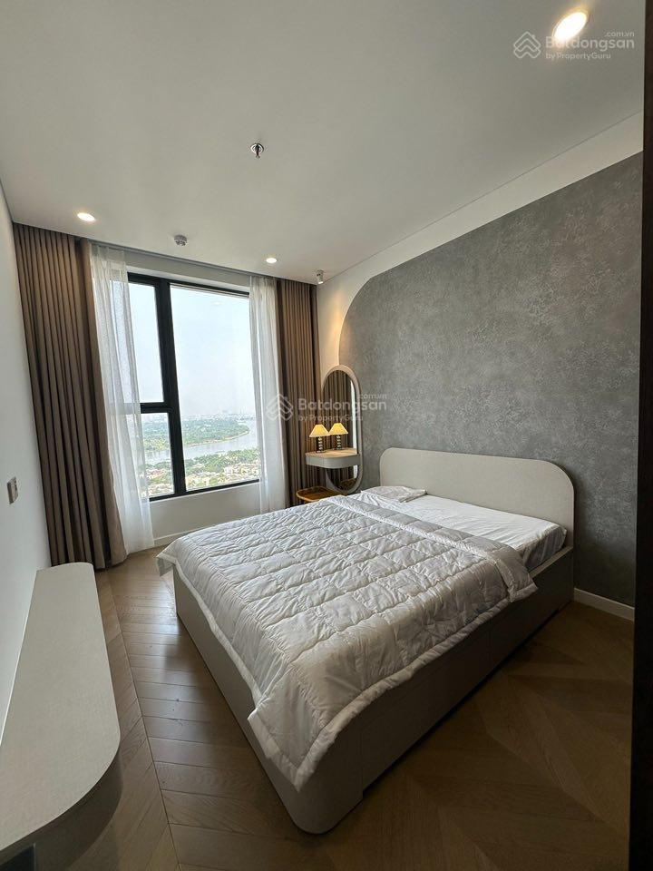 Bán căn 3pn view sông đã có sổ hồng tại the sun avenue  em xem nhà ngay