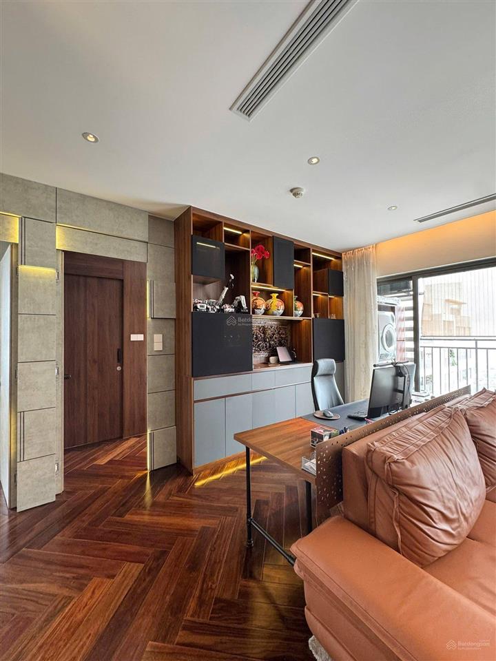 Bán căn 2pn tại the sun avenue , nội thất siêu đẹp giá chỉ 7,4 tỷ . tầng cao