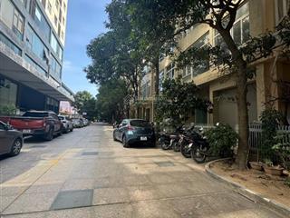 Liền kề kđt dream town đường 70, tây mỗ 80ml*4 tầng, mt 7m, giá 19.7. vỉa hè rộng, gara, kinh doanh