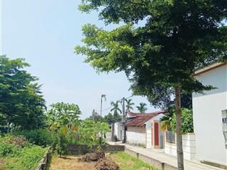 Mình bán 61,2m2 lô góc hai mặt tiền ở thạch thất trục chính kinh doanh được luôn  0965 142 ***