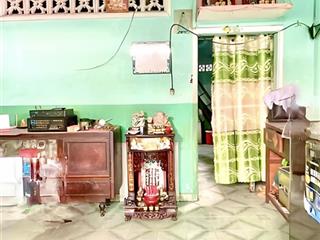 Nhà 3 mặt tiền sát mặt tiền đường 3/2 nở hậu khu an ninh dân trí cao. giá 9.9 tỷ