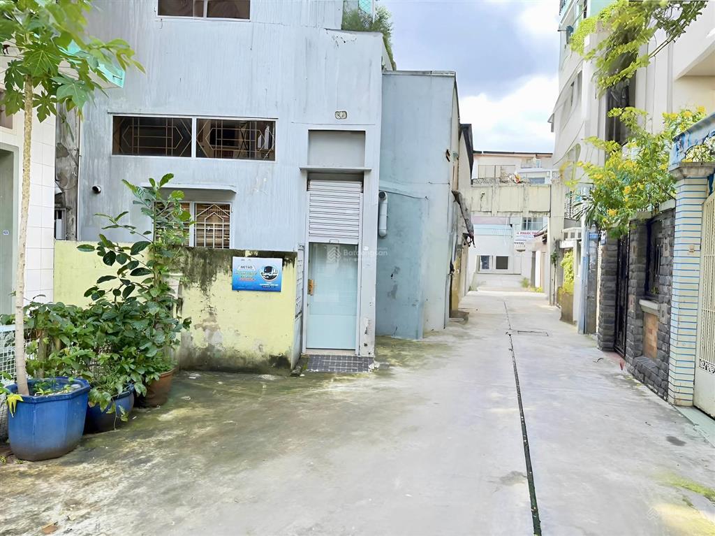 (q8nt1)  hẻm lê đại hành  nhà 2 tầng giá chỉ 3.568 tỷ