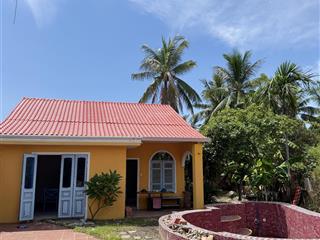Bán đất tặng nhà thuộc trung tâm du lịch vạn cẩm thanh khu du lịch rừng dừa