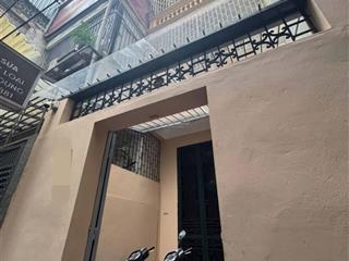Bán nhà kim mã. hai thoáng, gần khách sạn hà nội, hồ ngọc khánh. dt 65m2 x 4 tầng, ô chờ thang máy