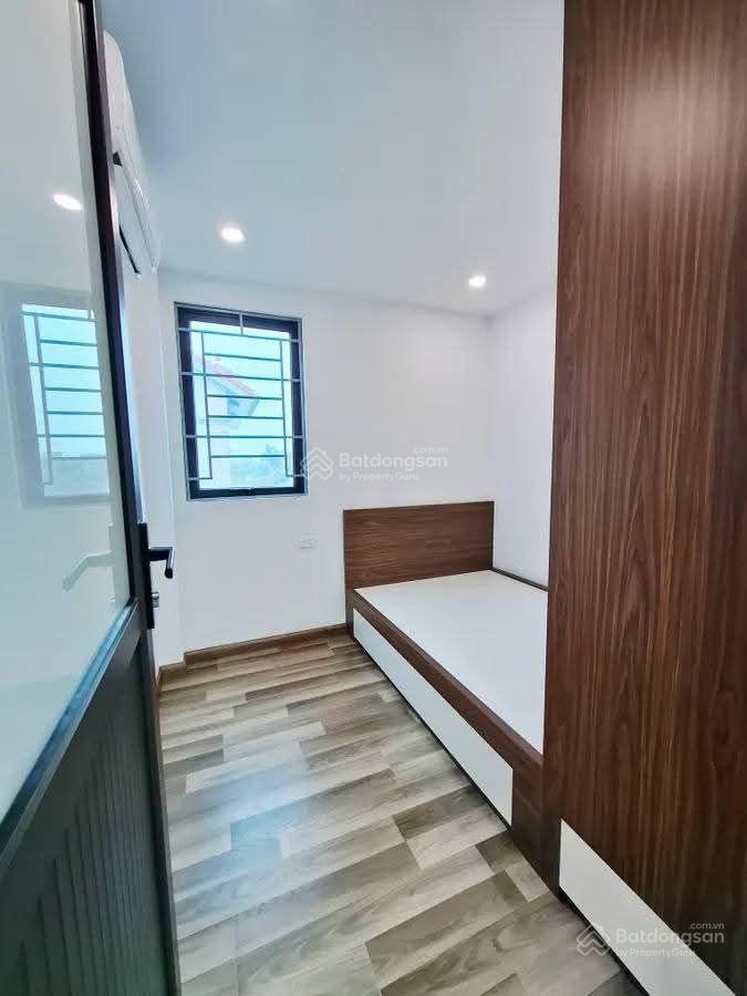 Bán nhà tây tựu, 33m2, 4 tầng, lô góc thoáng sáng, giao thông thuận tiện, vào ở ngay