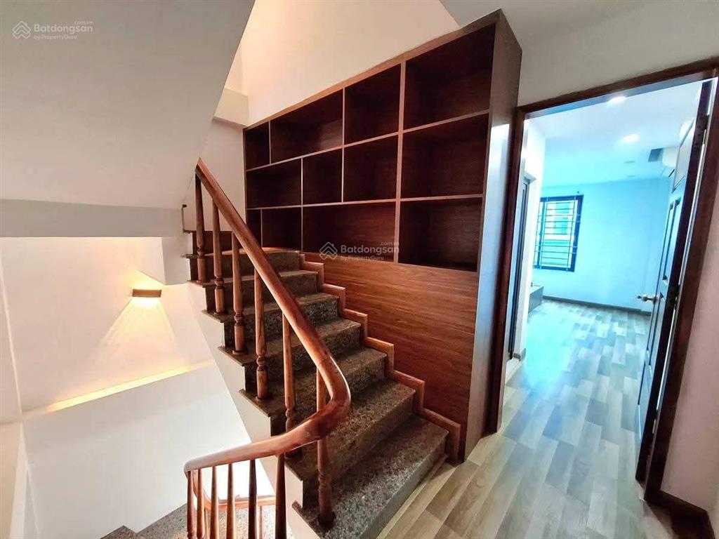 Bán nhà tây tựu, 33m2, 4 tầng, lô góc thoáng sáng, giao thông thuận tiện, vào ở ngay