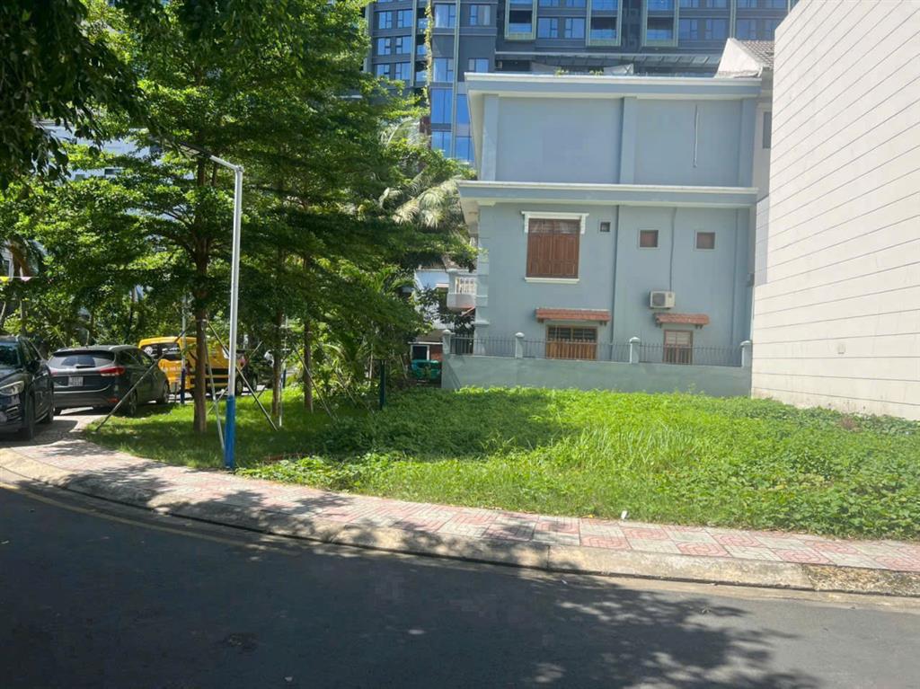 BÁN LÔ ĐẤT GÓC 2 MẶT TIỀN ĐƯỜNG VÀ CÔNG VIÊN, VÕ TRƯỜNG TOÀN , AN PHÚ , Q2 /