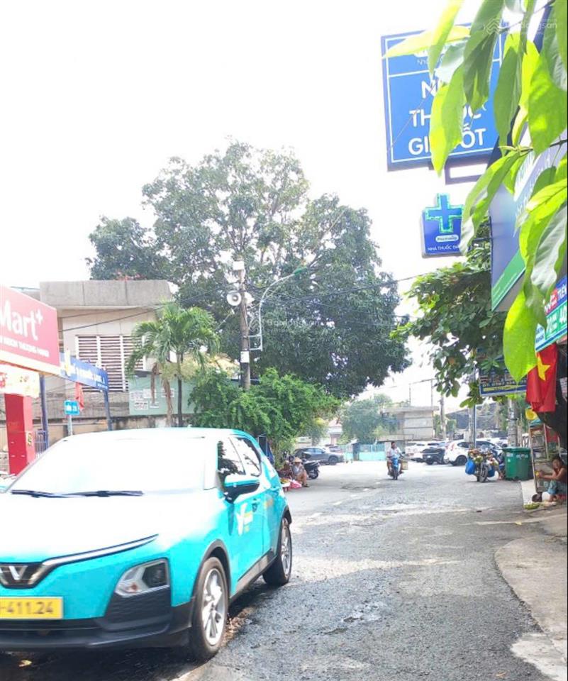 Bán gấp căn nhà cấp 4 mặt tiền kinh doanh đường nam hoà phước long a, q9