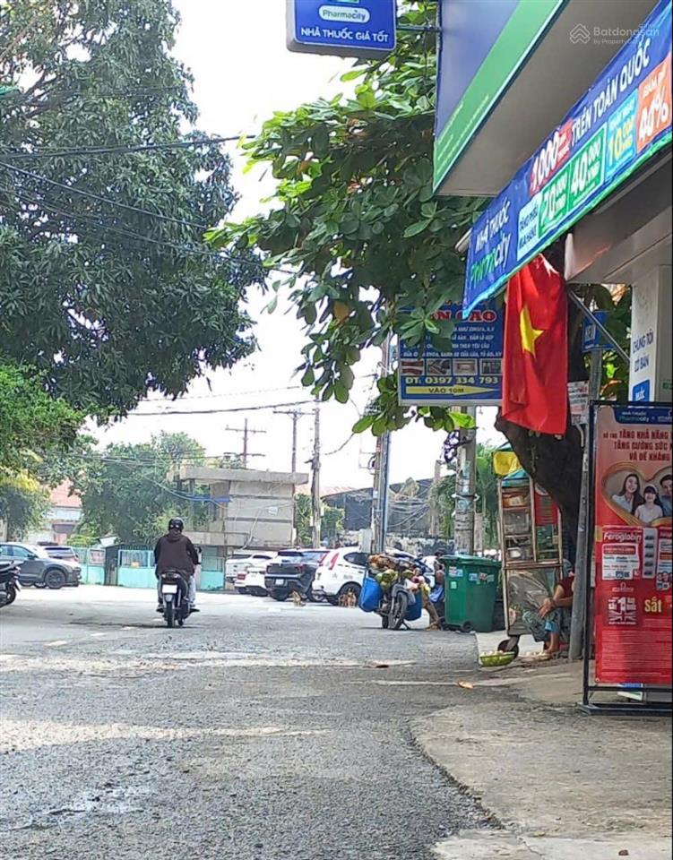 Bán gấp căn nhà cấp 4 mặt tiền kinh doanh đường nam hoà phước long a, q9