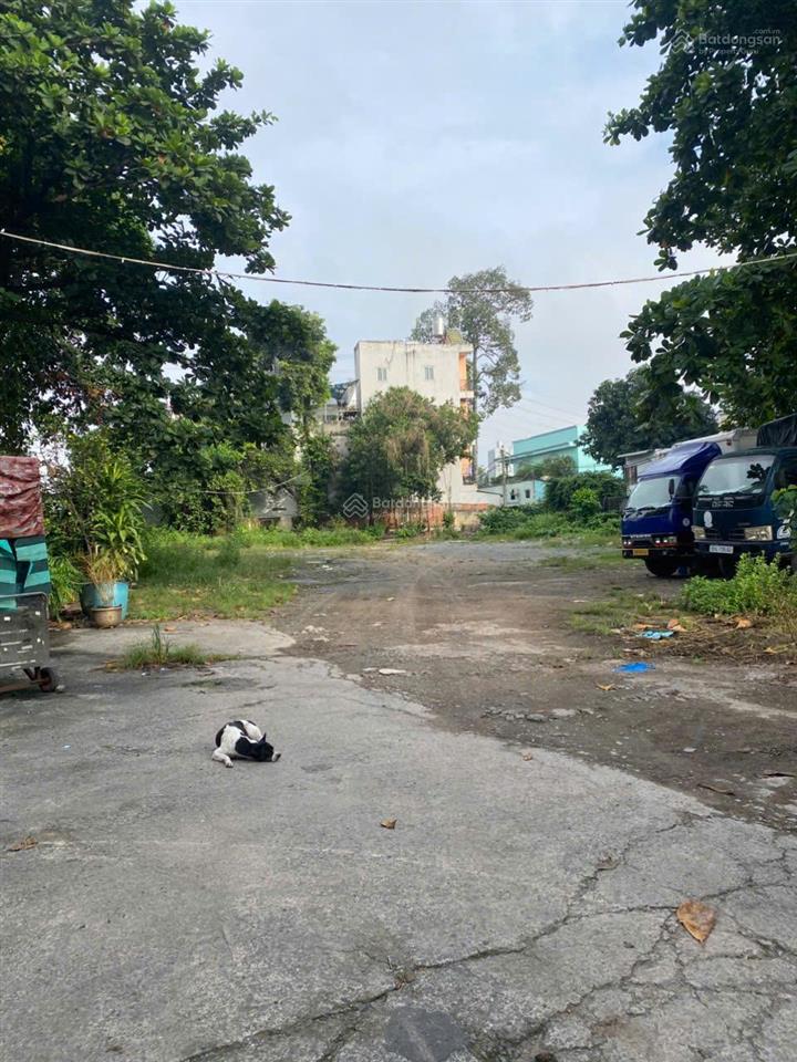 Chuyển nhượng lô đất góc 2mt đường nam hoà  đường 440, phước long a, tp thủ đức