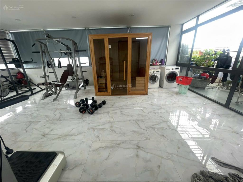 Biệt thự góc 3 mặt tiền 19x20m có hầm hồ cá koi tiền tỷ, thang máy khu biệt thự nam long q12