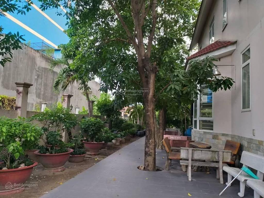 Biệt thự khủng 1080m2 (25x45m), 1hầm, 1lầu, 1áp mái, mặt tiền lê thị riêng, thới an, q12