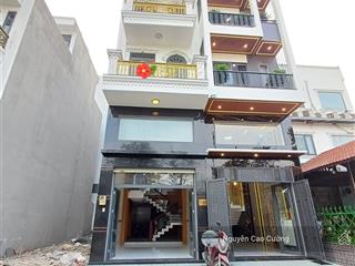 Nhà phố đường 10m 1lững 3 lầu 1/ thạnh lộc 29, sát bên ủy ban phường