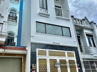 Bán nhà 4x12m 1lững 2 lầu đường 7m hiệp thành 05 gần chợ , khu công nghiệp