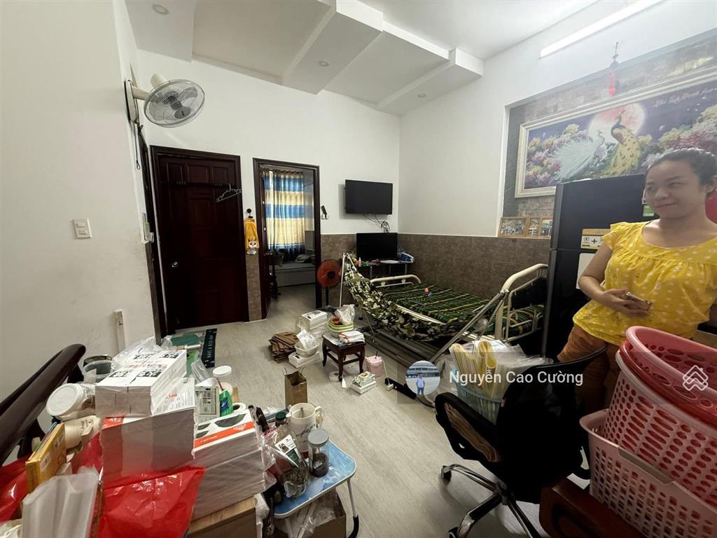 Bán nhà riêng tại đường thới an 11, ngang siêu rộng 6,2x16m đúc 4 lầu, tiện ích xung quanh đầy đủ