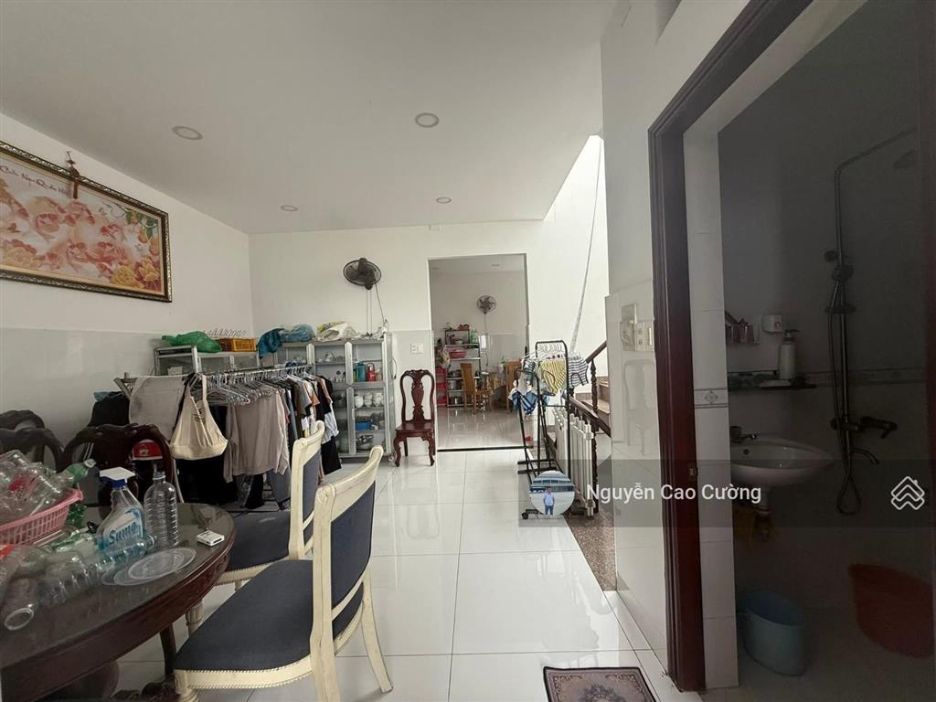 Bán nhà riêng tại đường thới an 11, ngang siêu rộng 6,2x16m đúc 4 lầu, tiện ích xung quanh đầy đủ