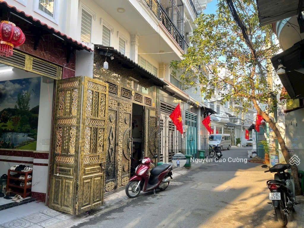 Nhà phố 4,5x14m 1lững 2 lầu 1/ gần chợ hẻm 5m thông tân chánh hiệp 03  07, gần hiệp thành city q12