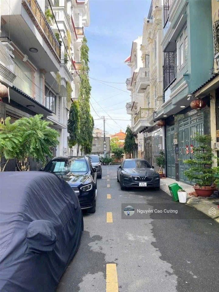 Nhà phố 5,2x13m đúc 4 lầu đường 8m khi đồng bộ trần thị hè, hiệp thành, q12