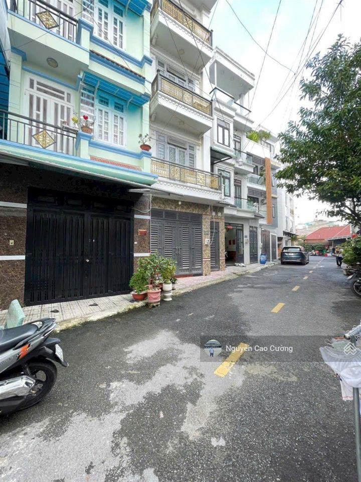 Nhà phố 5,2x13m đúc 4 lầu đường 8m khi đồng bộ trần thị hè, hiệp thành, q12